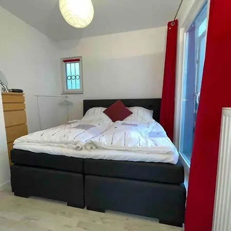 Schoenes Bungalow, Check-in Kontaktlos, Zentral Apartment Duisburg
